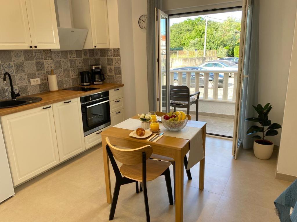 Apartmani Josipa Трогир Экстерьер фото