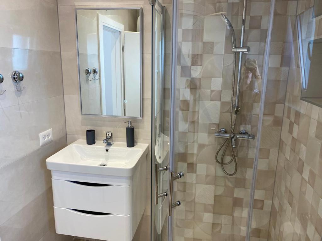 Apartmani Josipa Трогир Экстерьер фото
