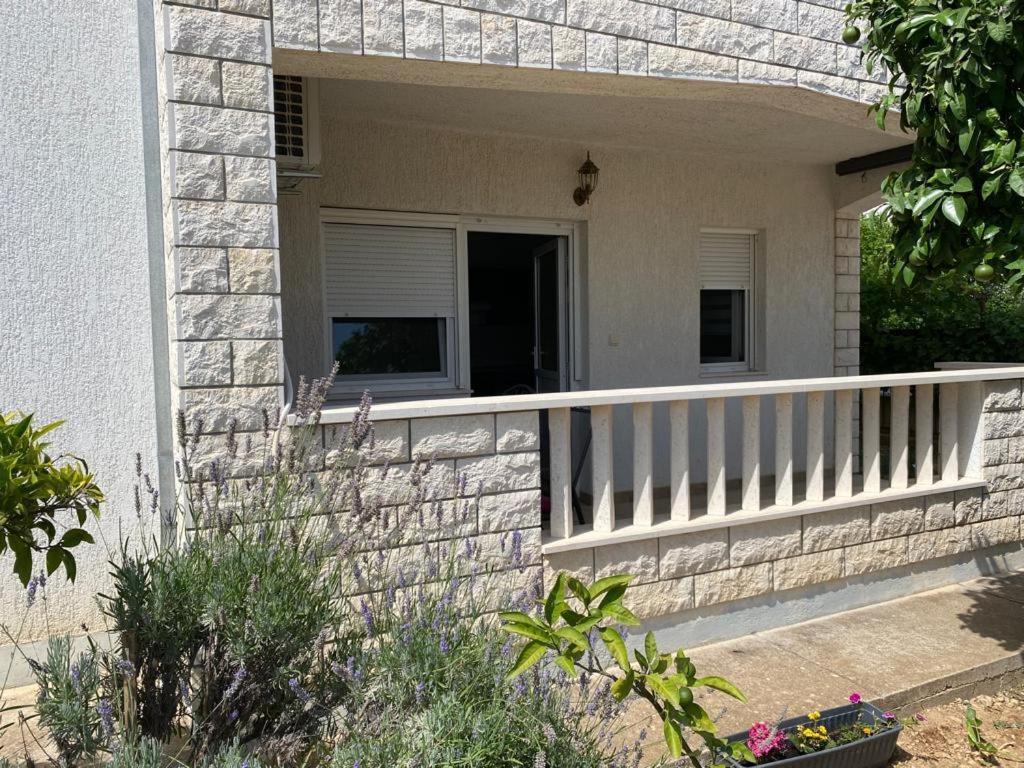Apartmani Josipa Трогир Экстерьер фото